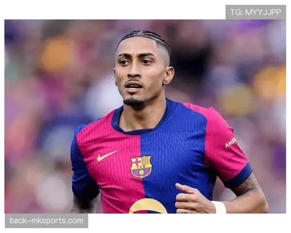 拉菲尼亚持续闪耀赛场，弗里克盛赞其表现印证新战术成效