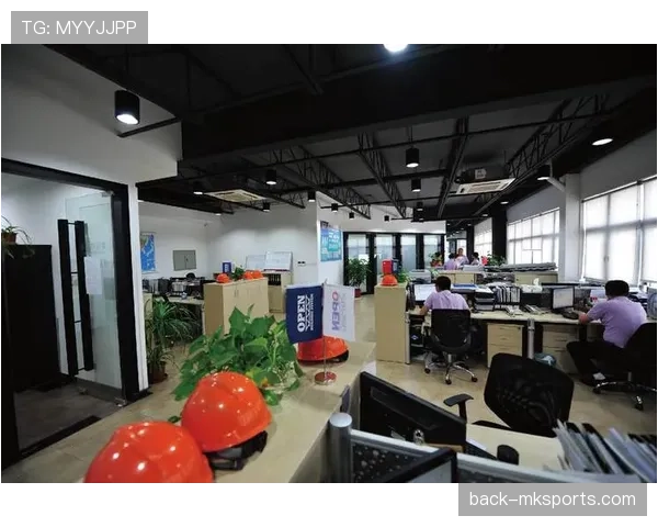 欧本进攻表现亮眼，团队协作能力持续提升引关注